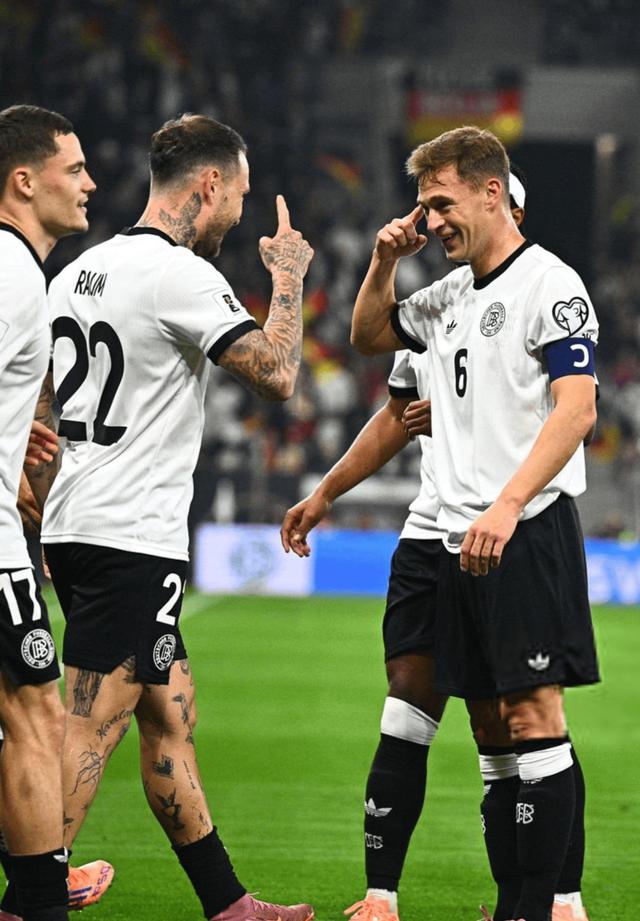 开云体育在线-法国队横扫德国队，安赛龙惊艳四座